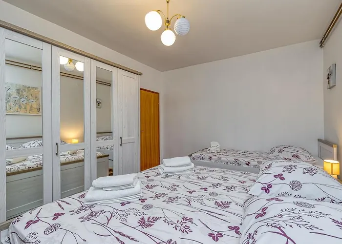 Daire Emanuela With Private Pool *