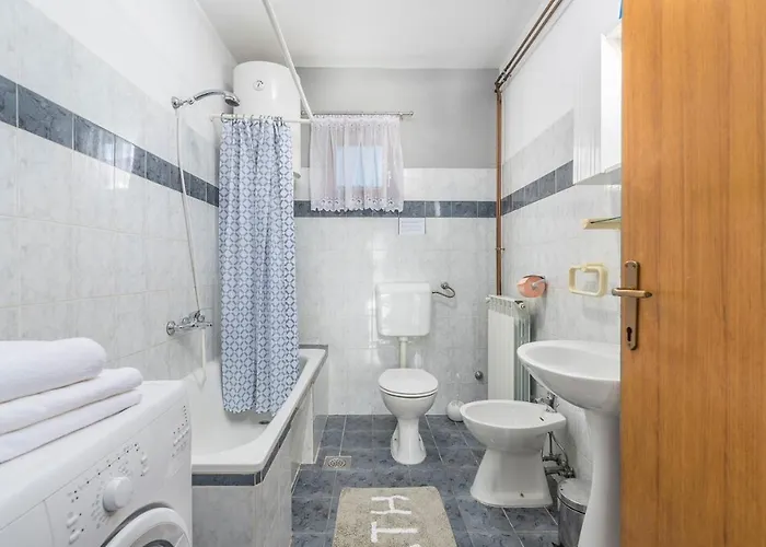 Daire Emanuela With Private Pool *