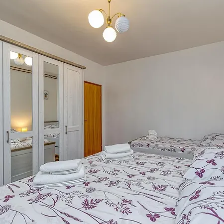 Lägenhet Emanuela With Private Pool *