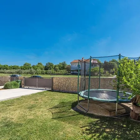 Emanuela With Private Pool * Loborika